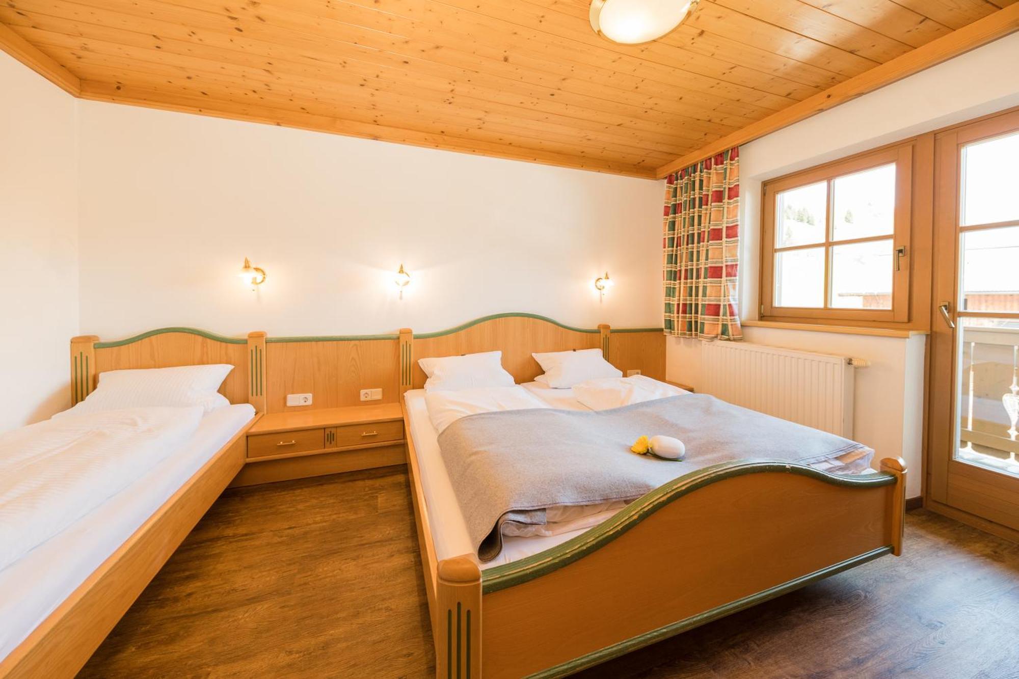 Feriengut Hasenau Aparthotel Saalbach-Hinterglemm Exterior foto